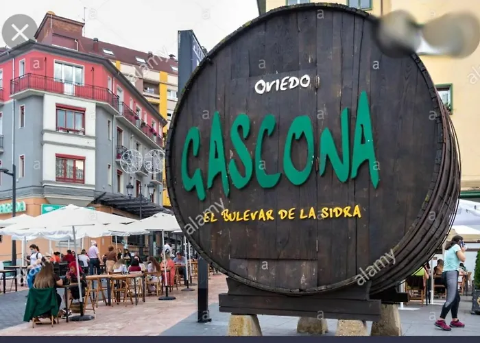 Alberto Astur Privadas Màs Cocina Habitación en casa particular